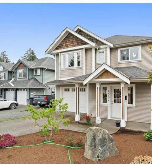 1 Bedroom Suite In Langford. 빅토리아 외부 사진